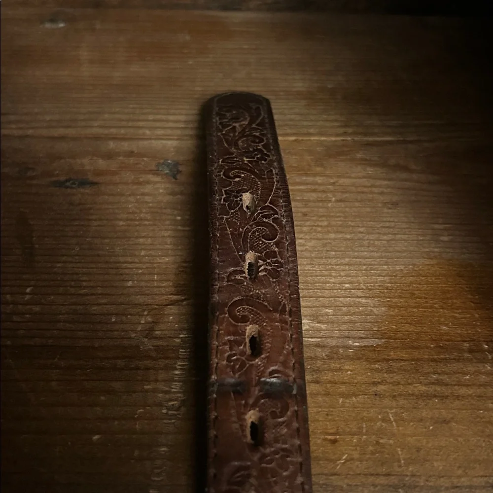 Nocona Belt Co Kids size 24 Western Belt & Ivan rodeo belt buckle